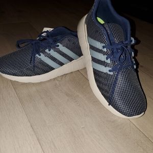 Mens Adidas Questar Sneakers